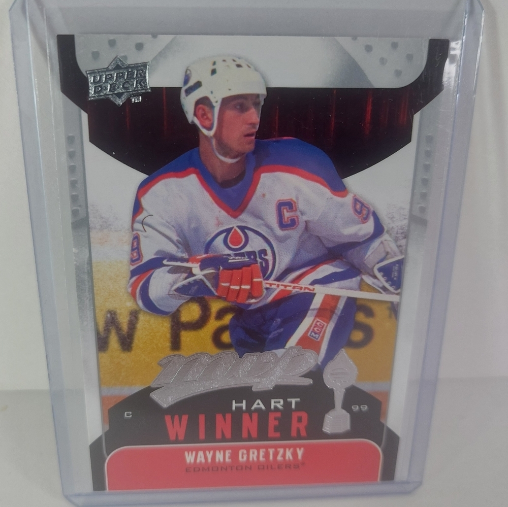 Wayne Gretzky 2008-09 MVP Upper Deck Heart Winner Insert Hockey Card HW10
